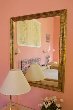 Imagen de la habitación del Hotel Principi D'acaja. Foto 8