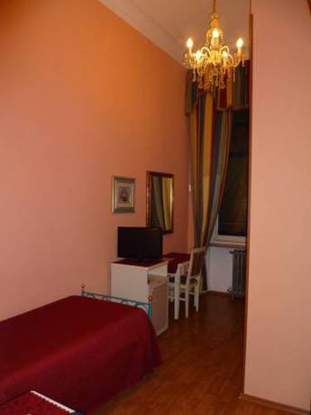 Imagen de la habitación del Hotel Principi D'acaja. Foto 11