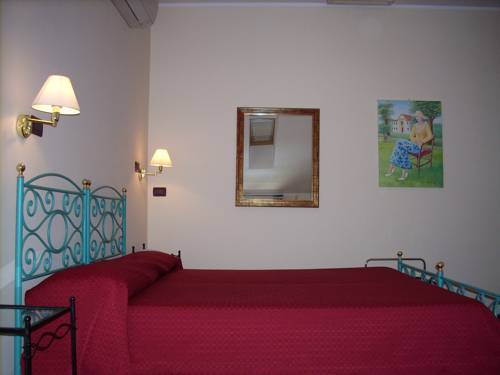 Imagen de la habitación del Hotel Principi D'acaja. Foto 13