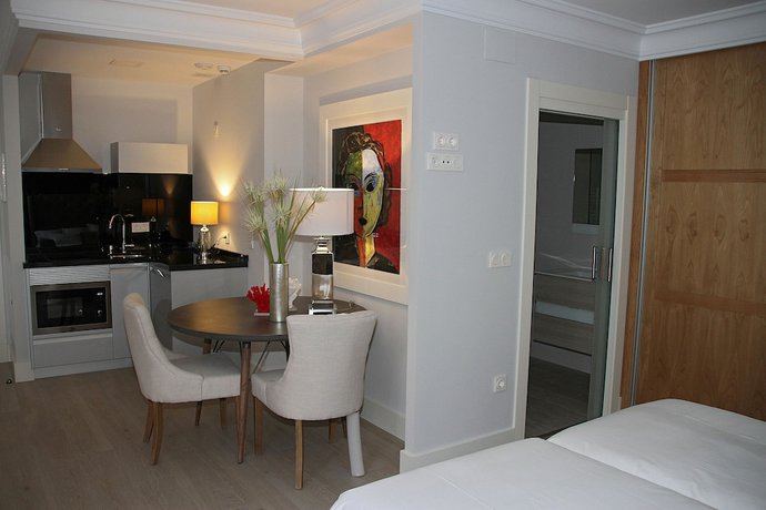 Imagen de la habitación del Hotel Principia Suites. Foto 2