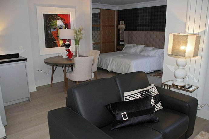 Imagen de la habitación del Hotel Principia Suites. Foto 12