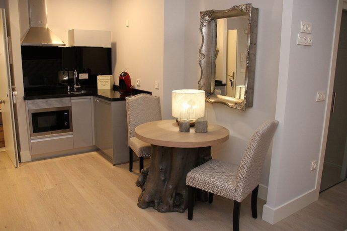 Imagen de la habitación del Hotel Principia Suites. Foto 13