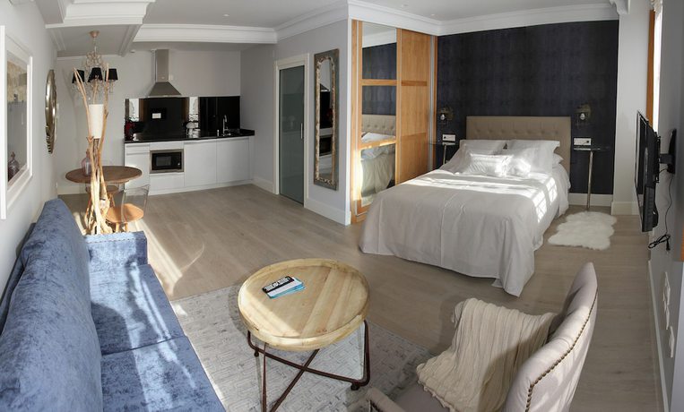 Imagen de la habitación del Hotel Principia Suites. Foto 15