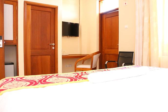 Imagen de la habitación del Hotel Prinias. Foto 7