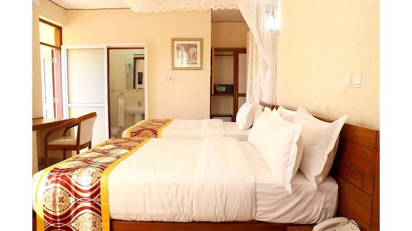 Imagen de la habitación del Hotel Prinias. Foto 16