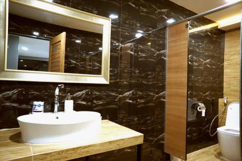Imagen general del Hotel Prinn. Foto 12
