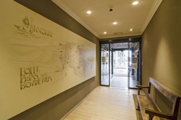 Imagen de los interiores del Hotel Prins Boudewijn. Foto 13