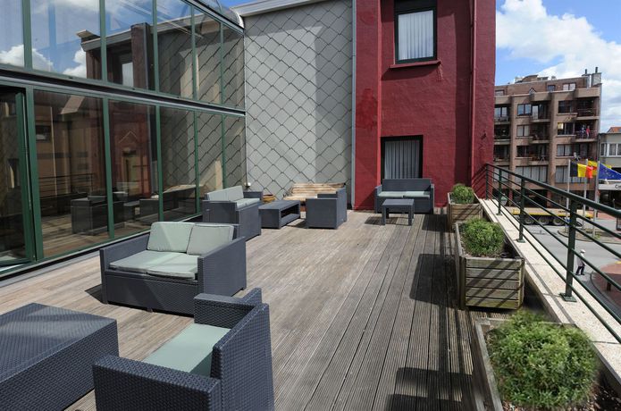 Imagen de los exteriores del Hotel Prins Boudewijn. Foto 8