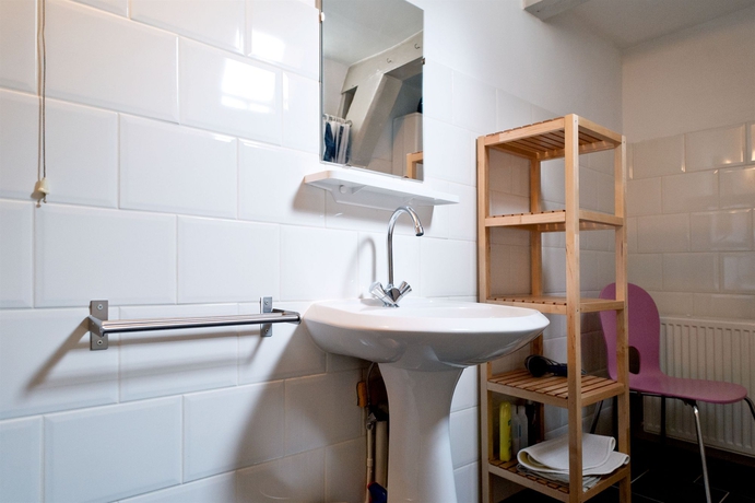 Imagen de la habitación del Hotel Prins Hendrik. Foto 4