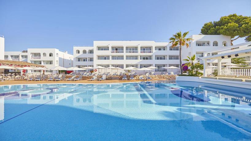 Imagen de la piscina del Hotel Prinsotel Alba and Spa. Foto 19