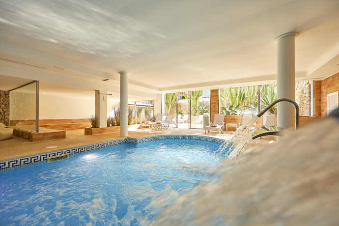 Imagen de los interiores del Hotel Prinsotel La Dorada. Foto 20