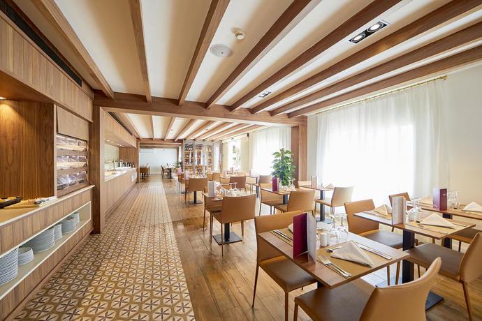 Imagen del bar/restaurante del Hotel Prinsotel Mal Pas. Foto 3