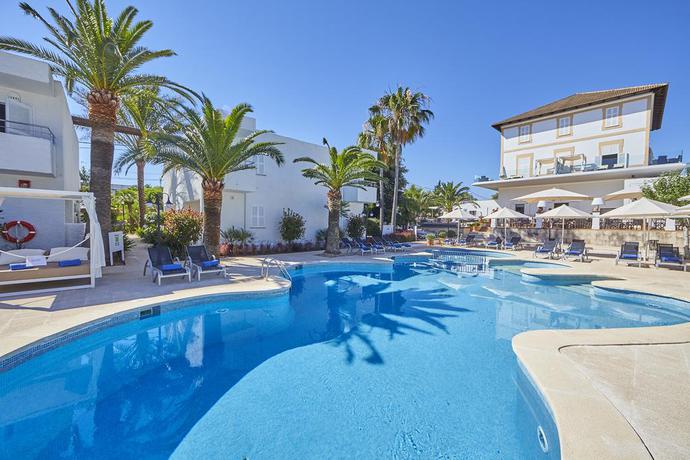 Imagen de la piscina del Hotel Prinsotel Mal Pas. Foto 15