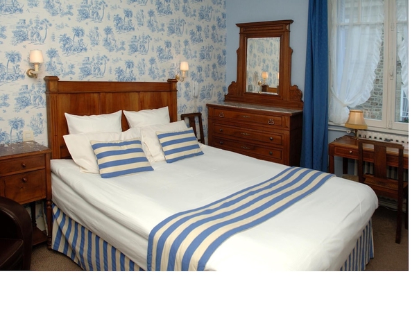 Imagen de la habitación del Hotel Printania, DINARD. Foto 15