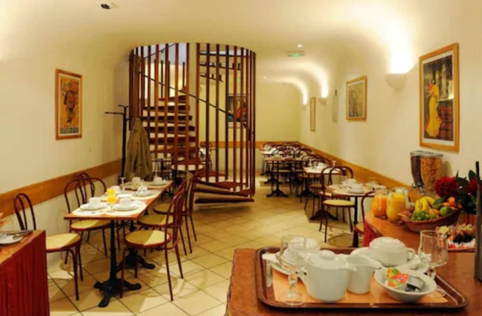 Imagen del bar/restaurante del Hotel Printania, París. Foto 6