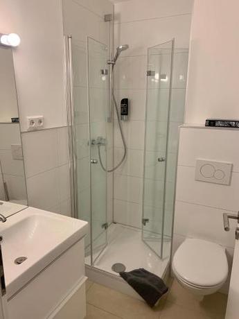 Imagen de la habitación del Hotel Prinz Carl. Foto 20