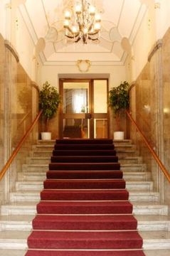 Imagen de los exteriores del Hotel Prinzregent. Foto 10