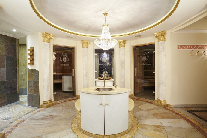 Imagen de la piscina del Hotel Prinzregent München. Foto 14