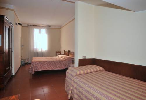 Imagen de la habitación del Hotel Priori Secret Garden. Foto 13