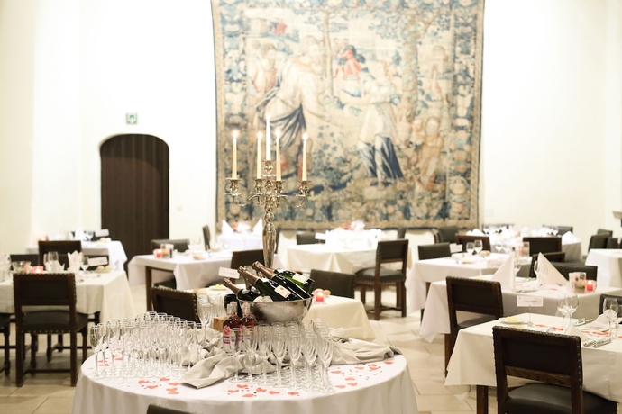 Imagen del bar/restaurante del Hotel Priorij Corsendonk. Foto 8