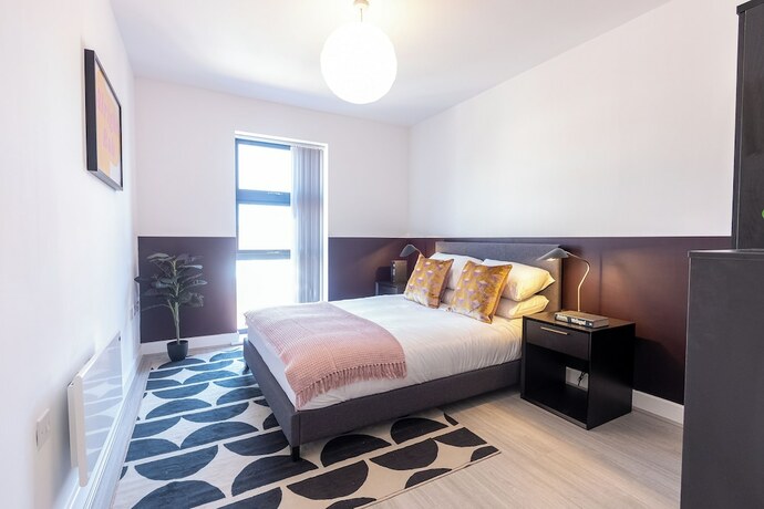 Imagen general del Hotel Pristine 1 and 2 bedroom apartments near business district, walking distance to city centre, free in. Foto 3