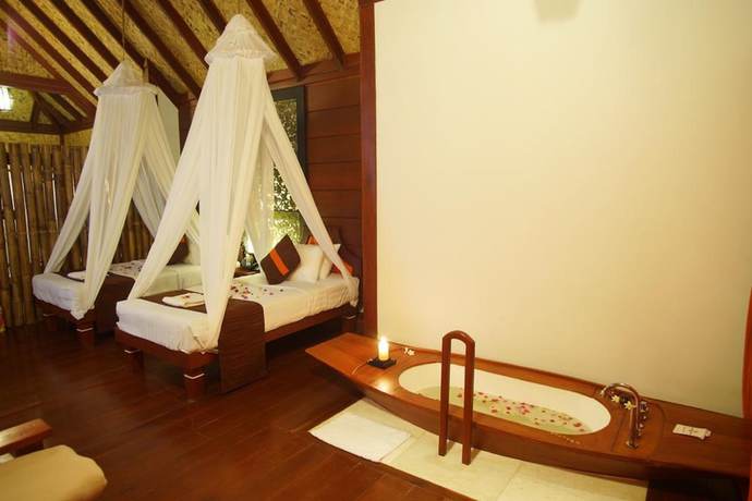 Imagen de la habitación del Hotel Pristine Lotus Resort. Foto 16