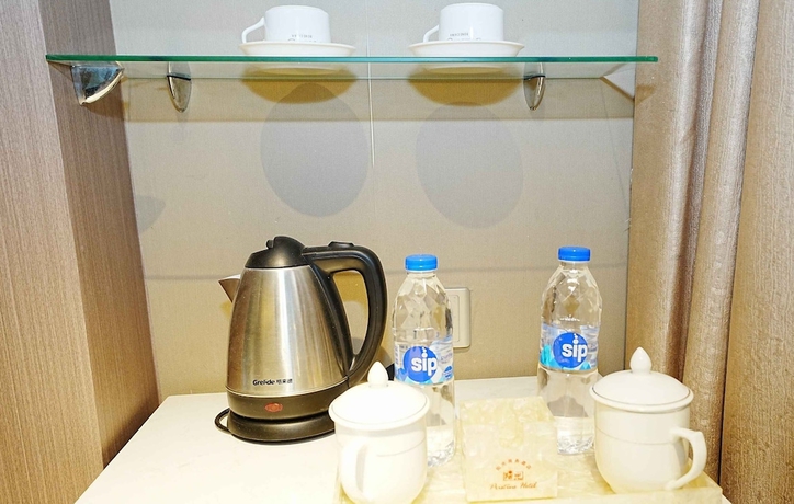 Imagen de la habitación del Hotel Pristinehotel. Foto 6