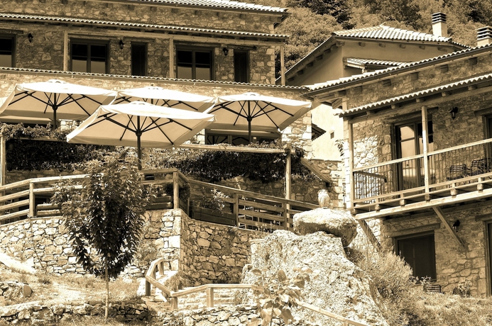 Imagen de los exteriores del Hotel Pritanio. Foto 17