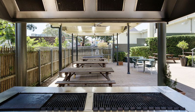 Imagen de los exteriores del Hotel Pritchards. Foto 16