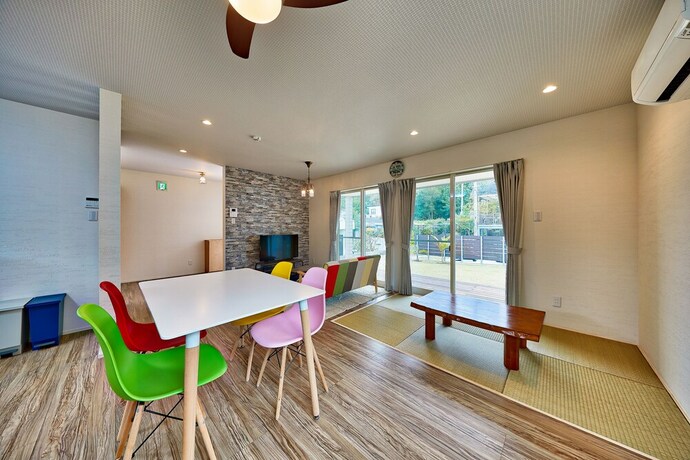 Imagen de la habitación del Hotel Private Villa Espacio Onna. Foto 26