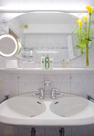 Imagen de la habitación del Hotel Privat-hotel Villa Aurora. Foto 8
