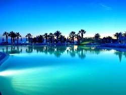 Imagen de la piscina del Hotel Prive Didim. Foto 7