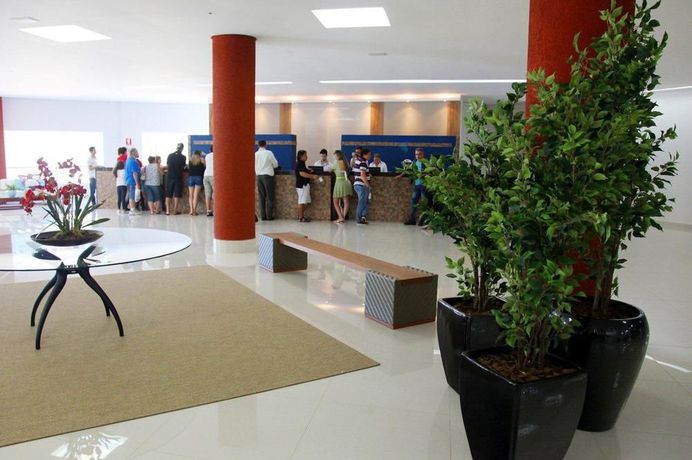 Imagen de la piscina del Hotel Prive Riviera Thermas. Foto 16