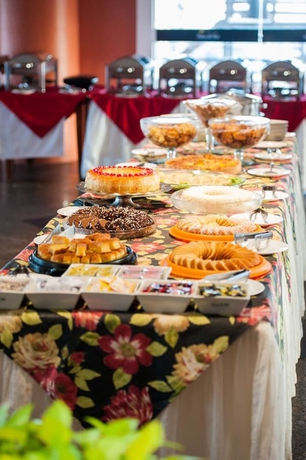 Imagen del bar/restaurante del Hotel Priv&ecirc; Do Atalaia. Foto 5