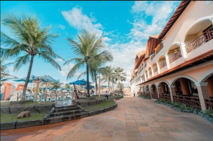 Imagen de los exteriores del Hotel Priv&ecirc; Do Atalaia. Foto 12