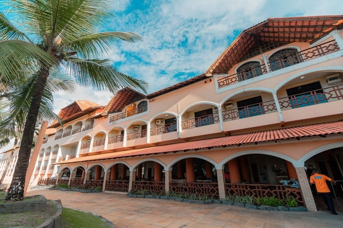 Imagen de los exteriores del Hotel Priv&ecirc; Do Atalaia. Foto 13