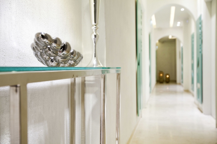 Imagen de los interiores del Hotel Privee Santorini. Foto 15