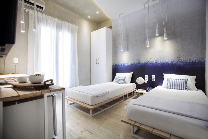 Imagen de la habitación del Hotel Privee Santorini. Foto 10