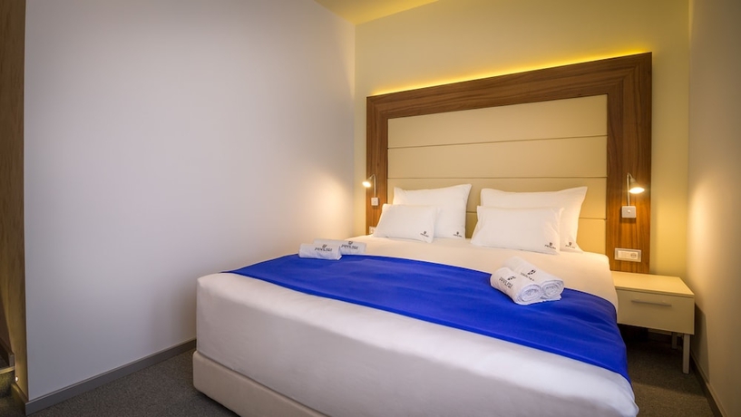 Imagen de la habitación del Hotel Privilege Suites By Central Park. Foto 9