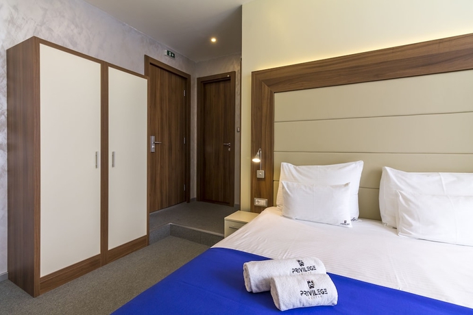 Imagen de la habitación del Hotel Privilege Suites By Central Park. Foto 10