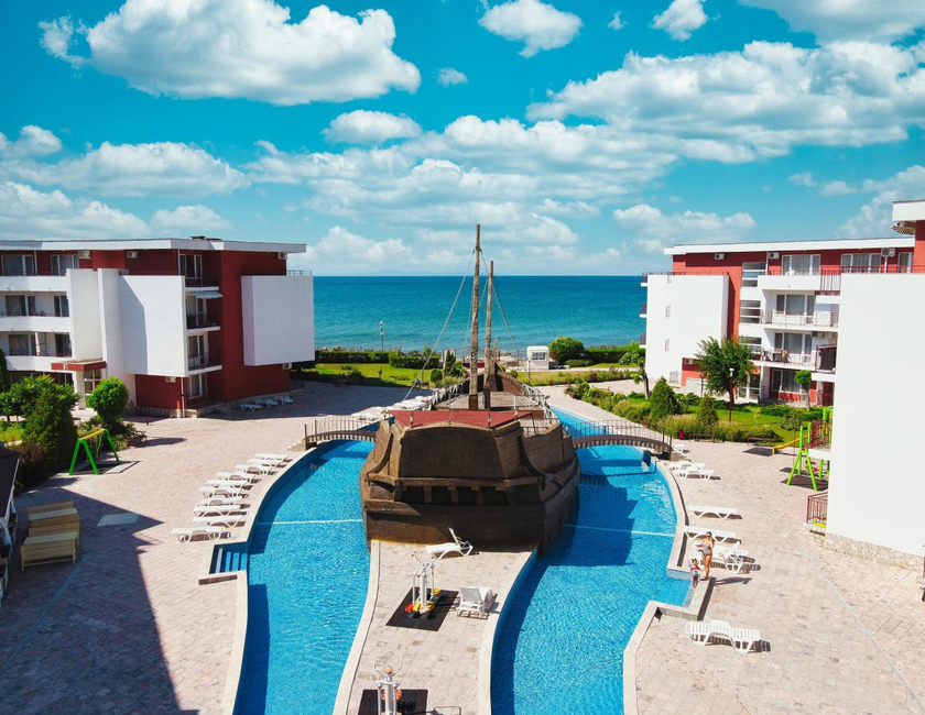 Imagen general del Hotel Privillege Fort Noks Beach Apartments. Foto 6