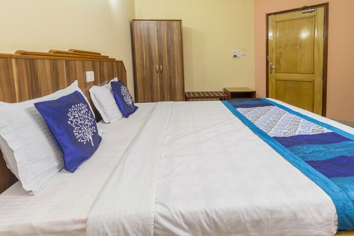 Imagen de la habitación del Hotel Priya Palace. Foto 20