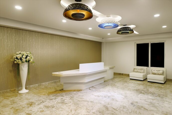 Imagen general del Hotel Priyadarshini Pride. Foto 13