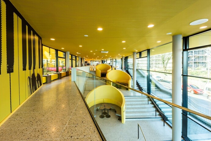 Imagen del bar/restaurante del Hotel Prizeotel Bonn-city. Foto 10