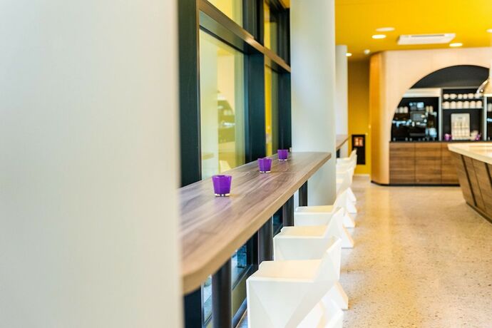 Imagen del bar/restaurante del Hotel Prizeotel Bonn-city. Foto 12