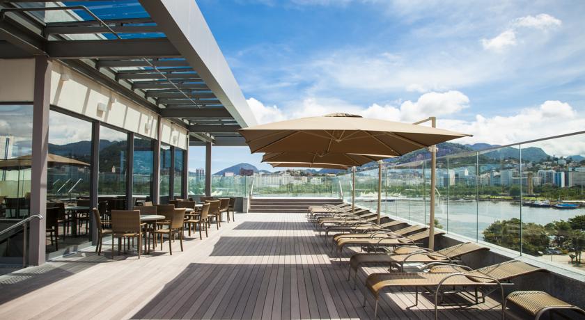 Imagen del bar/restaurante del Hotel Prodigy Santos Dumont by Wish. Foto 4