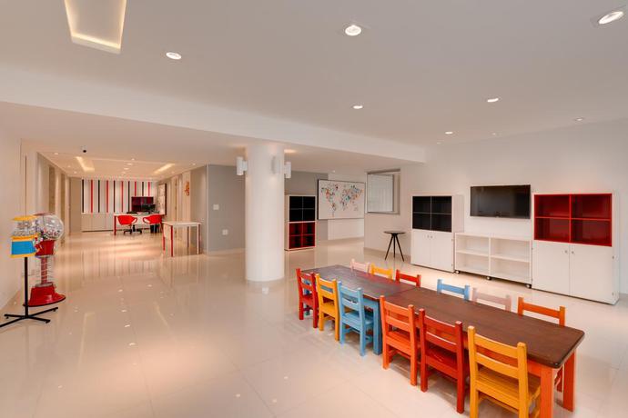 Imagen de los interiores del Hotel Prodigy Serrano. Foto 9
