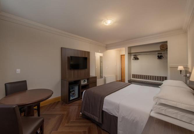 Imagen de la habitación del Hotel Prodigy Serrano. Foto 6