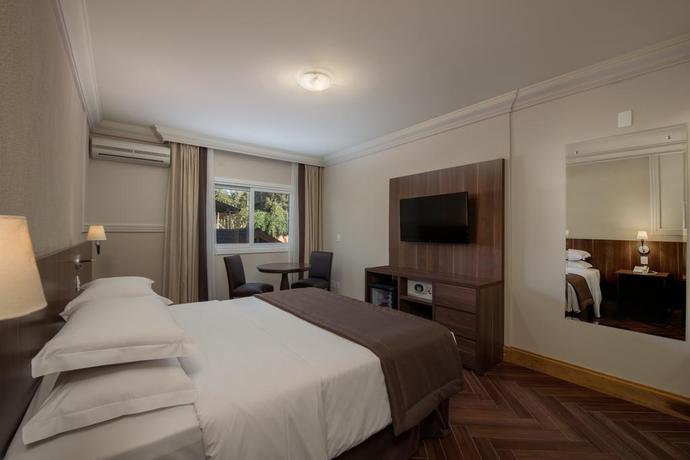 Imagen de la habitación del Hotel Prodigy Serrano. Foto 7