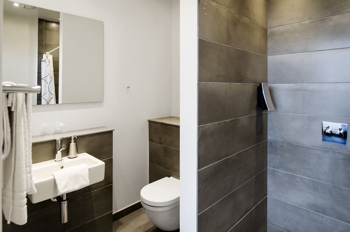 Imagen de la habitación del Hotel ProfilHotels Mercur. Foto 6